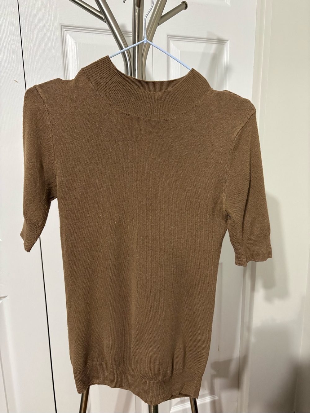 Tag Tan Short Sleeve Mock Neck Sweater